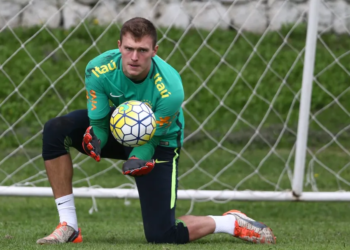 Bento tem lesão confirmada e está fora dos jogos das Eliminatórias