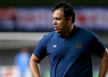 Ex técnico do Bahia será auxiliar de Diniz na seleção
