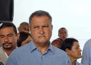 Rui Costa diz que governos Temer e Bolsonaro boicotaram estados