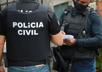 Comerciante é preso em flagrante por estupro de vulnerável na BA; suspeito teria passado a mão nos seios de garota de 12 anos