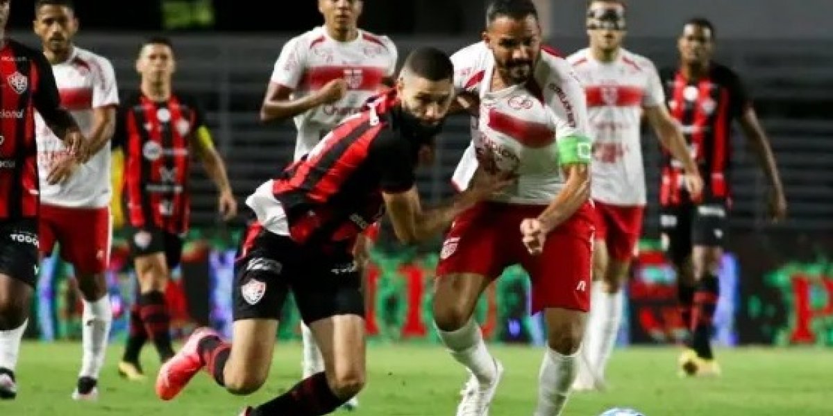 Vitória perde por 6 a 0 para o CRB no Estádio Rei Pelé
