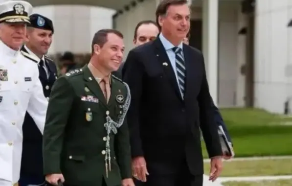 Em delação, Cid diz que Bolsonaro consultou militares sobre plano de novas eleições e prisão de adversários
