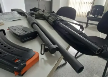 Ex-PM alvo de operação contra milícia é preso na Bahia; grupo sequestrou vítima por 12h em Santo Estêvão