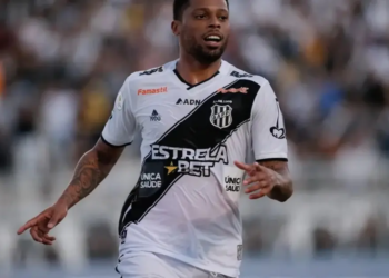 Ponte Preta rescinde contrato do atacante André após três meses e um gol