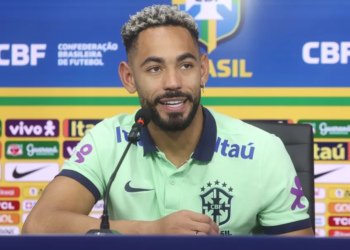 Matheus Cunha elogia Fernando Diniz e pensa no jogo contra o Peru