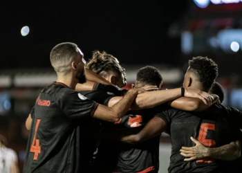 Vitória começa a preparação para o jogo contra o CRB nesta segunda
