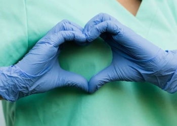 Piso da enfermagem entra em vigor para o setor privado em todo o país nesta terça-feira