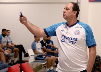 Resenha com Jacaré e recado para Cauly: como foi o 1° treino de Ceni no Bahia