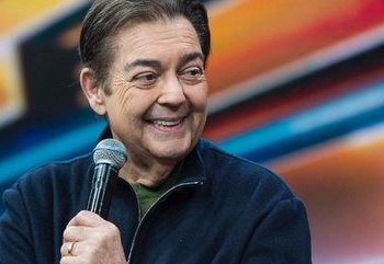 Boletim médico atualiza estado de saúde de Faustão após nova internação