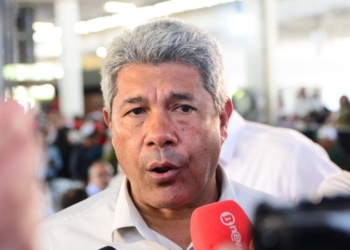 Deputados baianos recebem pesquisa com boa avaliação de Jerônimo no estado