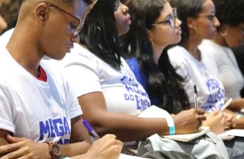 Aulão gratuito para o ENEM reúne mais de 5 mil estudantes em Salvador