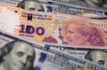 Dólar paralelo tem negociações suspensas na Argentina, um dia após bater recorde