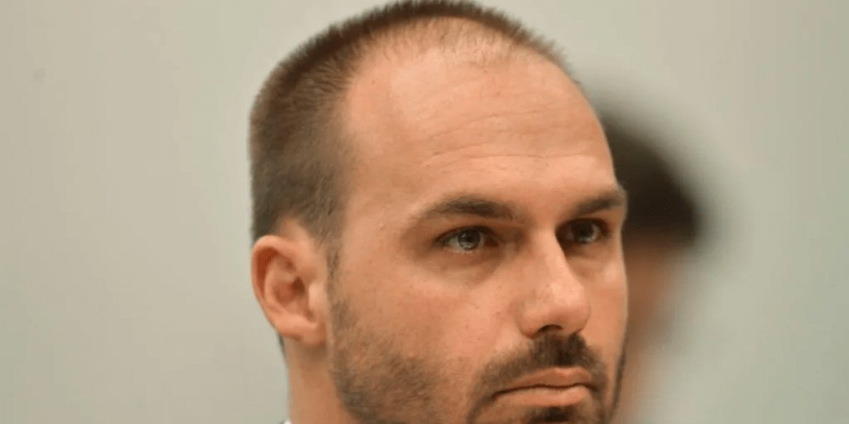 Eduardo Bolsonaro é retirado do ar na TV Argentina após defender porte de armas