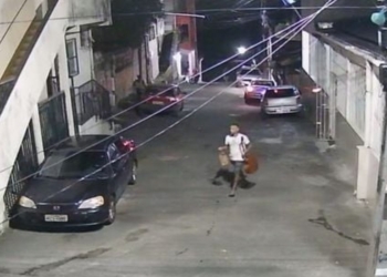 Ladrão invade igreja e rouba celulares e violão de fiéis em Salvador