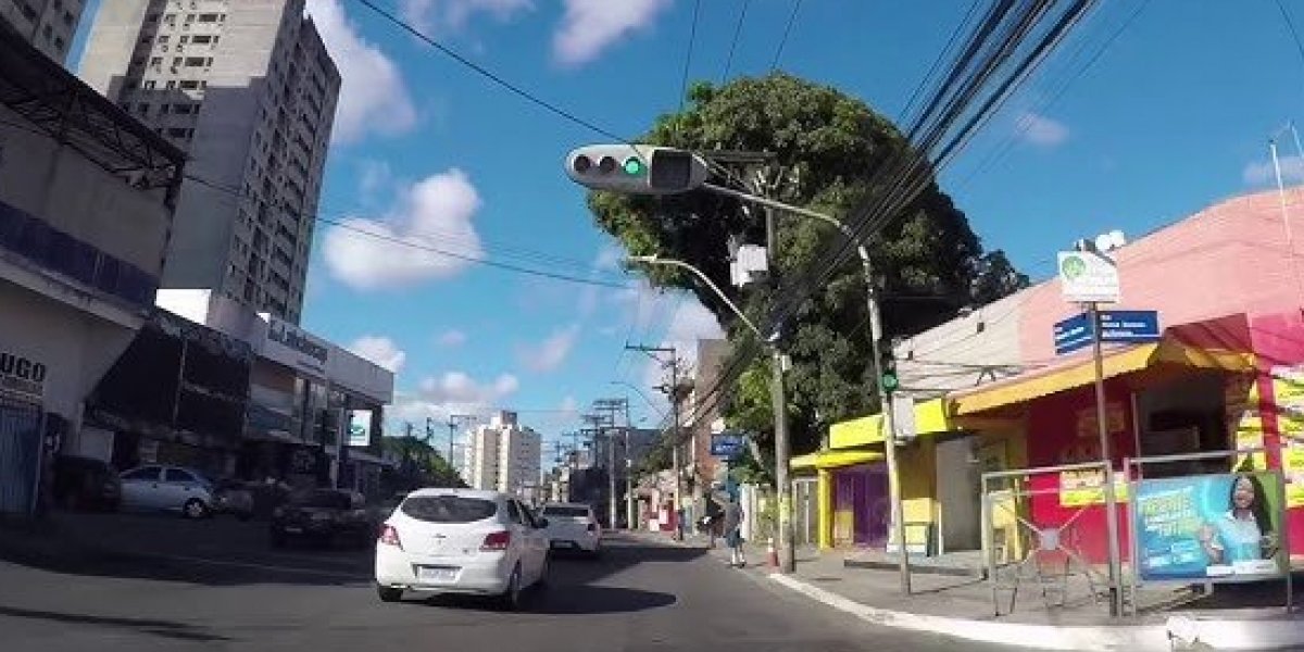 Policial penal fica ferido após ser baleado no bairro do Resgate