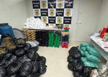 Polícia Civil desarticula laboratório de drogas em quarto de hotel na Av. Tancredo Neves; saiba qual