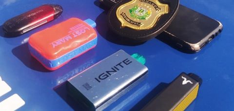 Cigarros eletrônicos são apreendidos em duas escolas de Feira de Santana