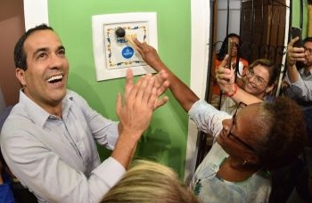 Mais de 10 mil famílias têm suas casas reformadas pela prefeitura