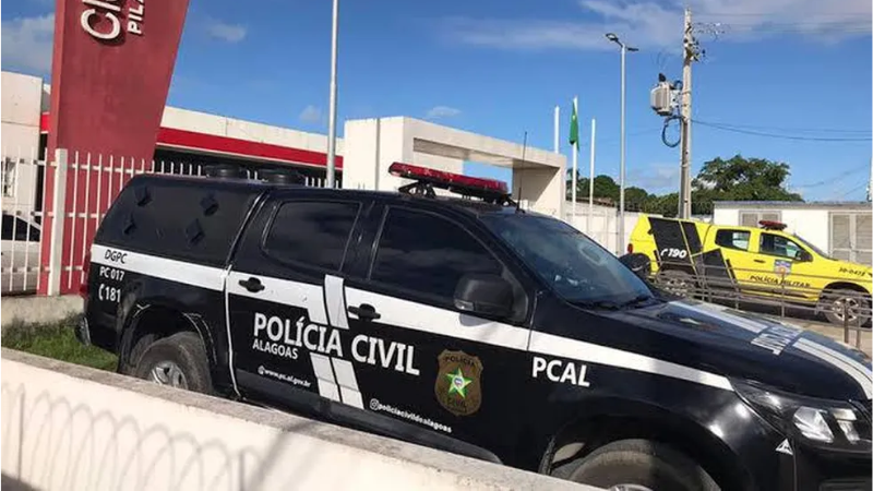 Adolescente de 16 anos é morto a tiros dentro da própria casa