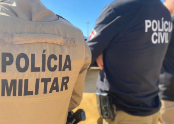 Duas pessoas são encontradas mortas em frente a condomínio na BA