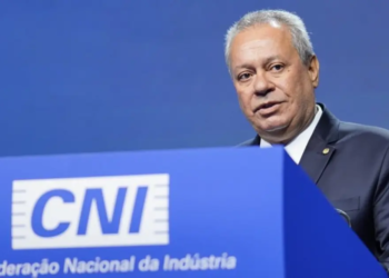Reforma tributária favorecerá o empreendedorismo, o investimento e o comércio exterior, diz presidente da CNI
