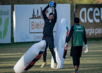 Vitória terá novidades na despedida da Série B