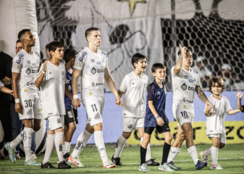 Além do Santos, outras quatro equipes jamais tinham caído