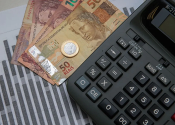 Brasil volta ao Top 10 no ranking de maiores economias do mundo