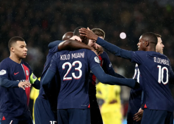 No sufoco, PSG avança às oitavas; Milan se contenta com a Liga Europa