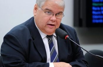 Lúcio aponta mal-entendido após fala de Geddel emparedando governador 