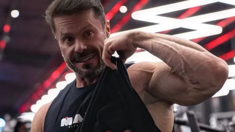 Apoiador de Bolsonaro e coach de famosos: Saiba quem é Renato Carini, investigado por tráfico de drogas