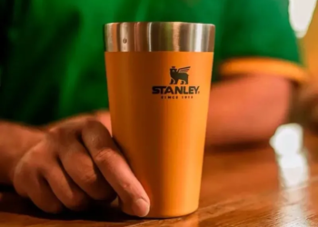 Homem mata vizinho por copo ‘Stanley’ e vai preso; entenda o caso