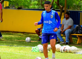 Atacante do Jequié projeta dificuldades, mas aposta no fator casa contra o Vitória: “Temos que ganhar”