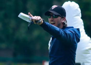 Em busca de um substituto de Dorival, São Paulo conversa com ex-técnico da LDU, atual campeão da Sul-Americana