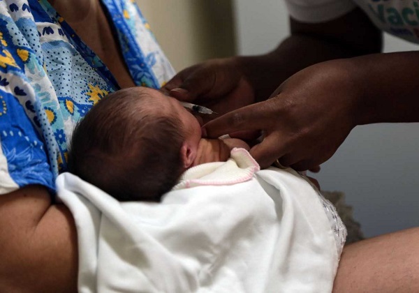 Projeto prevê transporte grátis para pais ou responsáveis levarem recém-nascido a consulta