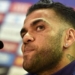 Daniel Alves muda versão de caso do estupro e dirá que estava bêbado