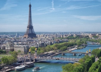 Prefeita de Paris promete mergulhar no Rio Sena antes da abertura da Olimpíada