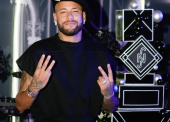 Neymar é acionado na Justiça por promover jogos de azar na internet