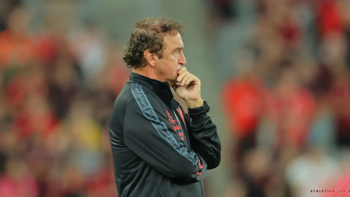 Cuca faz pronunciamento sobre condenação por estupro