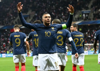 França pretende convocar Mbappé, Griezmann e Giroud para as Olimpíadas de Paris, diz jornal