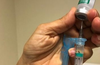 Ministério da Saúde começa distribuição das vacinas contra a gripe