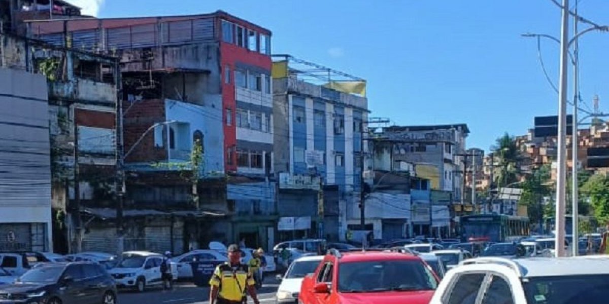 Homem é atropelado na Av. Vasco da Gama