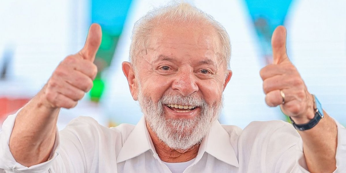 Lula sanciona lei que restabelece seguro obrigatório de veículos
