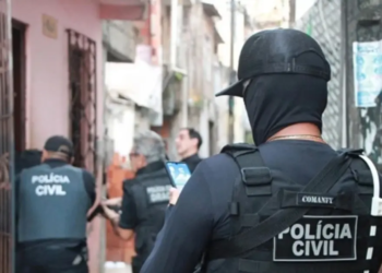 Sete pessoas comandavam crimes de dentro da prisão em Salvador a mando de facção, diz polícia