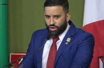 Átila do Congo volta a polemizar com fala machista na Câmara