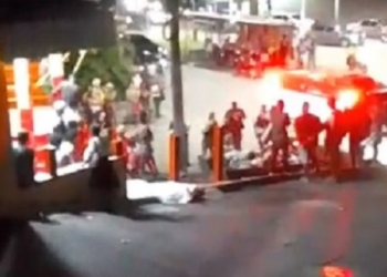 Acidente no Arraial do Retiro deixa uma mulher morta e um mototaxista ferido