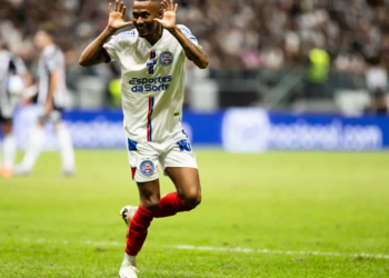 Ademir diz ter “zero mágoa” do Atlético-MG e celebra ponto: “Fora de casa é importante não perder”