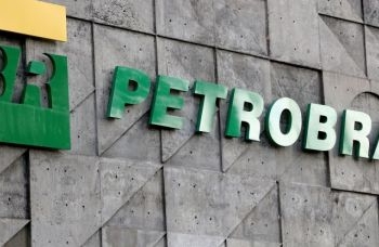 Ações da Petrobras disparam após anúncio de aumento na gasolina e gás de cozinha