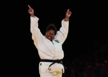 Campeã olímpica no judô, Bia Souza já praticou natação