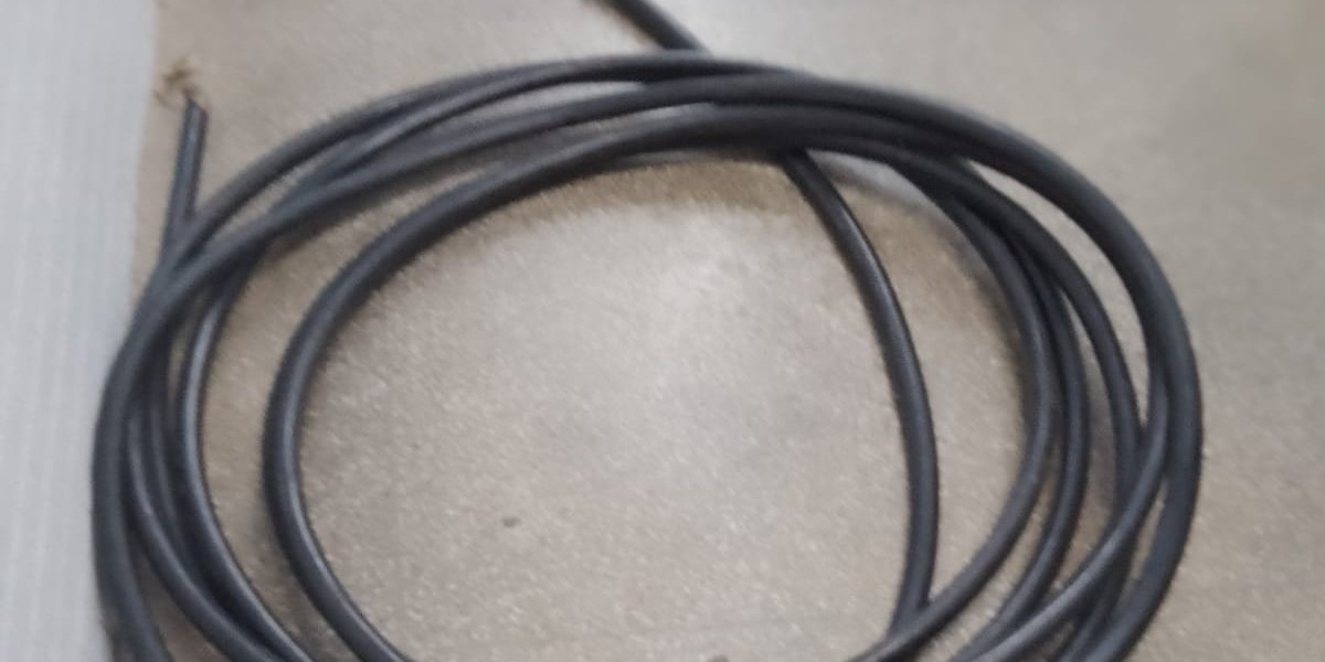 Homem suspeito de roubar fios é detido pela PM no Cabula